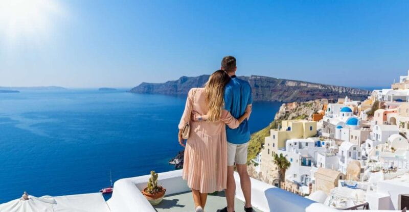 Fira: Traditional Villages Guided Day Trip with Oia Sunset - Key Points / Takeaways