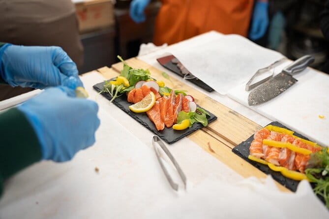 Fish Cutting Workshop in Kyoto Japan - Instructor Expertise