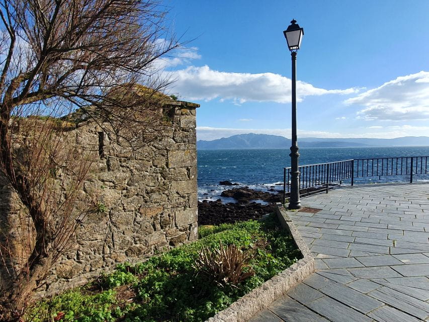 Fisterra: Private Guided Walking Tour - Participant Information