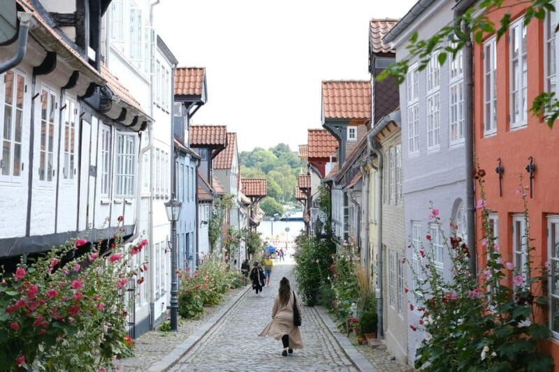 Flensburg: Running tour with insider tip guarantee - Exploring Flensburg on Foot and Footsteps: What to Expect