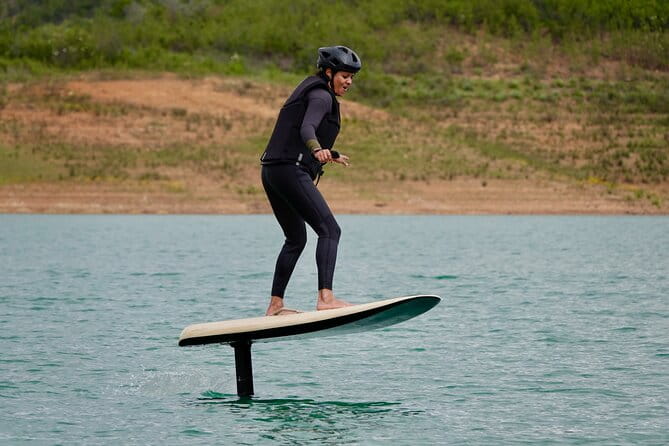 Fliteboard Experience in the Algarve - Introducing the Fliteboard eFoil Experience in the Algarve