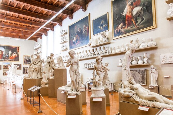 Florence Accademia Gallery Tour With Entrance Ticket Included - Group Size and Accessibility