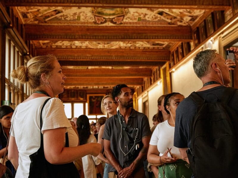 Florence Combo: Guided Walk & Skip-the-Line Uffizi Tour - The Value of Expert Guidance and Small Groups