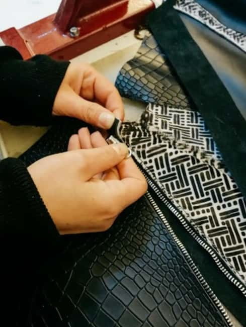 Florence: Leather Wallet-Making Workshop with Coffee - Key points / Takeaways