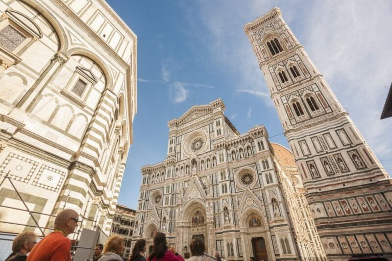 Florence: Private Walking Tour of Florence's Hidden Gems - The Itinerary Breakdown: From Squares to Palaces