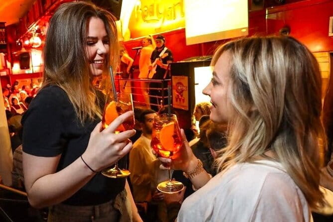 Florence Pub Crawl in the Old Town - Key Points