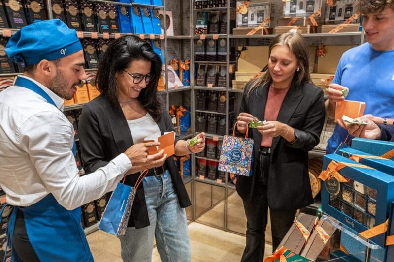 Florence Trinita: Venchi Chocolate Tasting and Workshop - Crafting Your Own Chocolate: A Creative Highlight