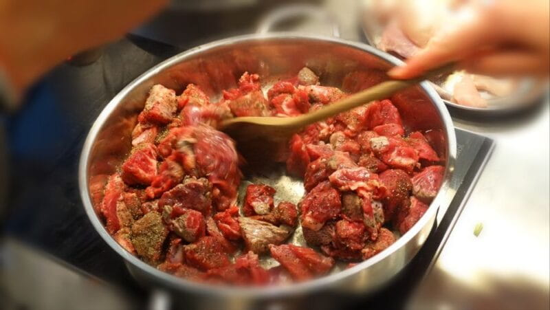 Florence: Tuscan Cooking Course with Dinner - Price and Logistics: Is It Worth It?