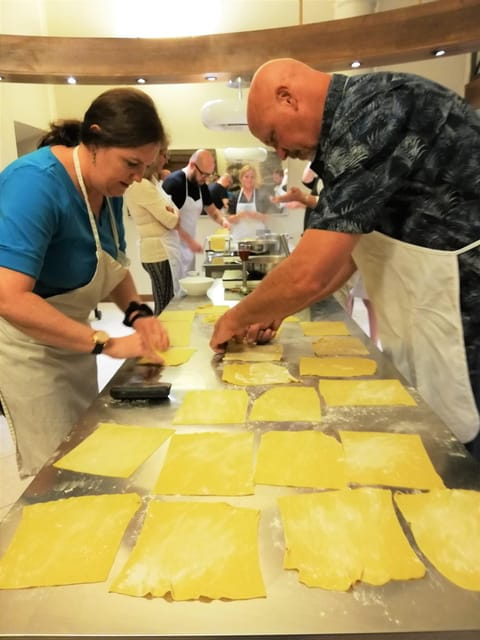 FLORENCE: TYPICAL DELUXE 4-COURSE DINNER MENU - FAQ