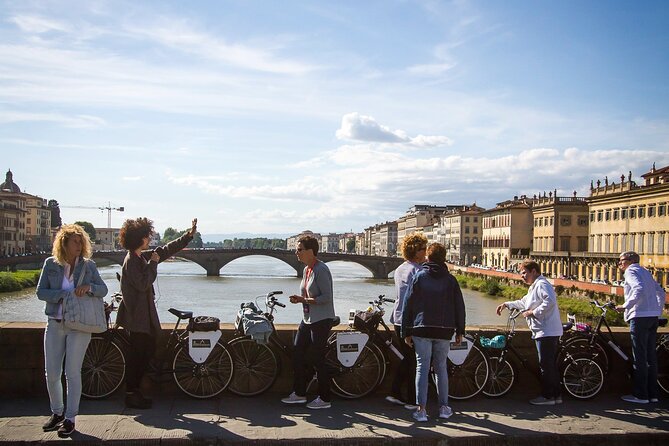Florence Vintage Bike Tour Featuring Gelato Tasting - Not Wheelchair Accessible