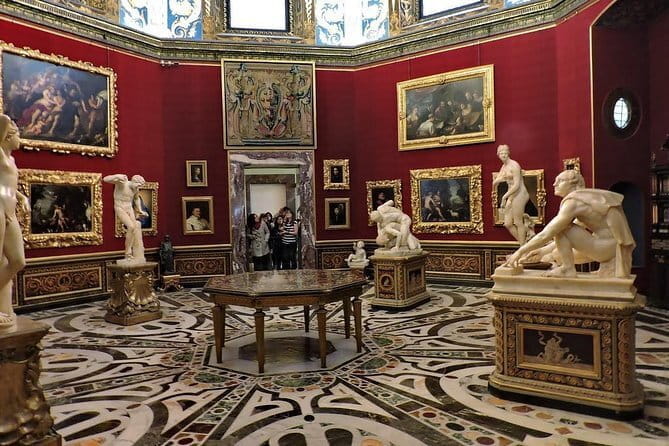 Florence walking guided tour with Uffizi & Accademia - FAQ