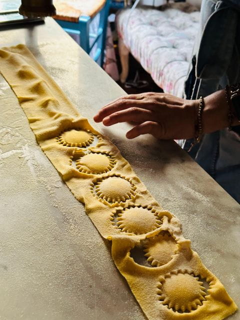 Florence:Dolce Vita by Day Market Tour & Pasta Making Class - The Heart of the Experience: Pasta Making in a Florentine Home