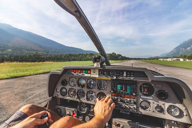 Fly above Lyon in a private plane - FAQ