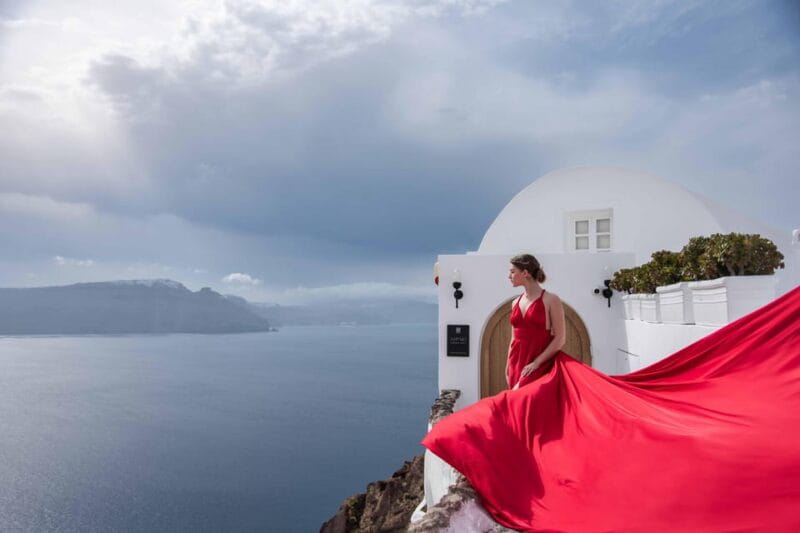 Flying Dress Photography in Oia, Santorini - Logistics and Tips for a Smooth Experience