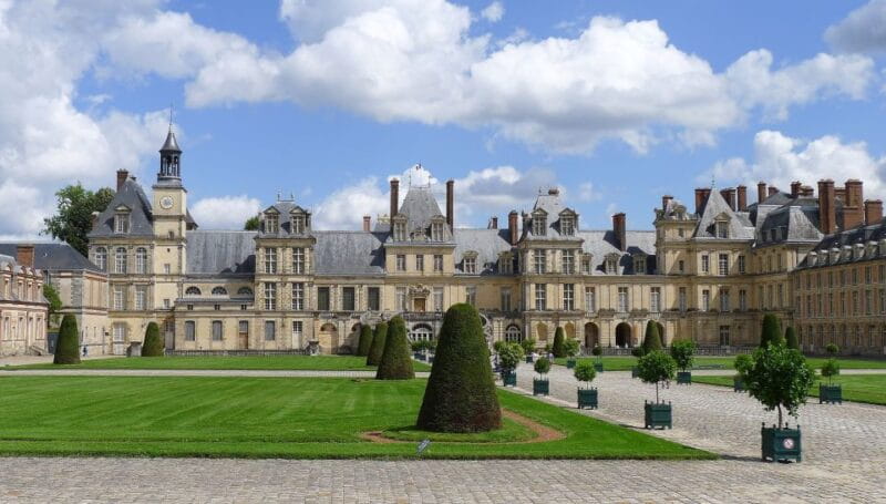Fontainebleau: Palace Private Guided Tour with Ticket - Visiting Fontainebleau: A Close-Up on the Palace’s Best Features