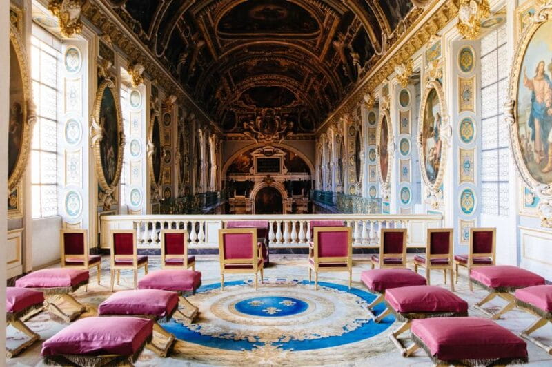 Fontainebleau: Palace Private Guided Tour with Ticket - Who Should Consider This Tour?