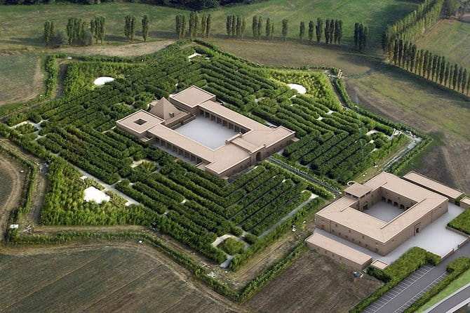 Fontanellato: a castle and a labyrinth in Parma countryside - Key Points