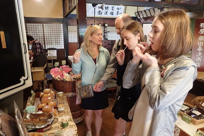 Food and Culture Walk in Takayama - Interacting With Local Artisans