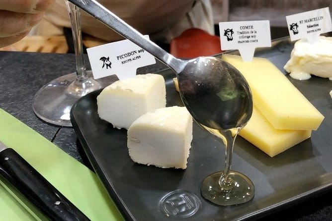 Food and silk tour in Lyon - An Engaging Peek into Lyon’s Food and Silk Tour