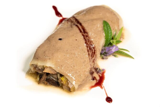 Food experience in mushroom cultivation (tour not included) - Key Points