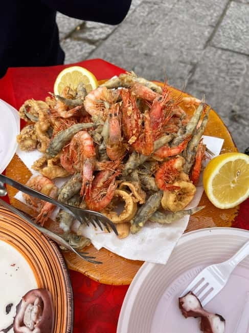 Food Tour at the Vucciria Market Palermo - Exploring the Vucciria Market: A Guide to the Experience