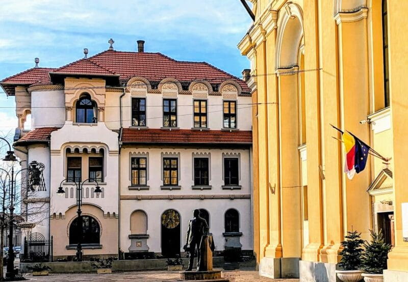 Food, Wine And Sightseeing Tour in Oradea, Romania - Who This Tour Is Best For