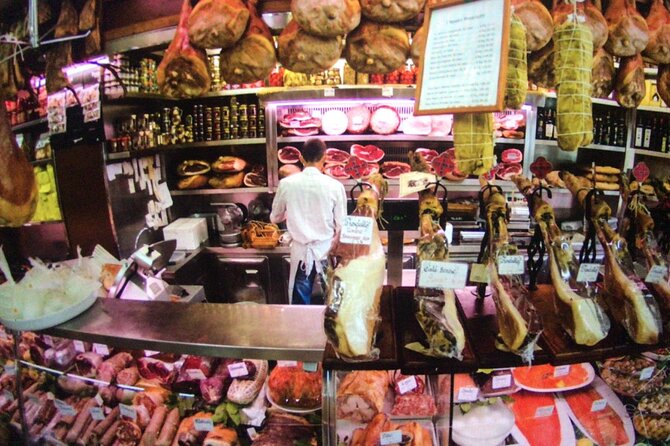 Food & Wine Tour by the Vatican City - Transportation and Seating