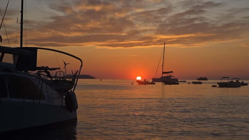 Formentera: Daily departures on a classic catamaran - Key Points / Takeaways