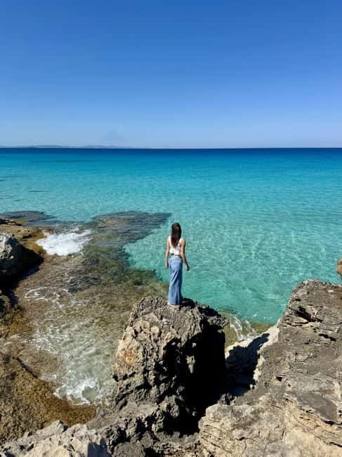 Formentera: Hidden Spots Tour in Land Rover Defender - Price and Logistics