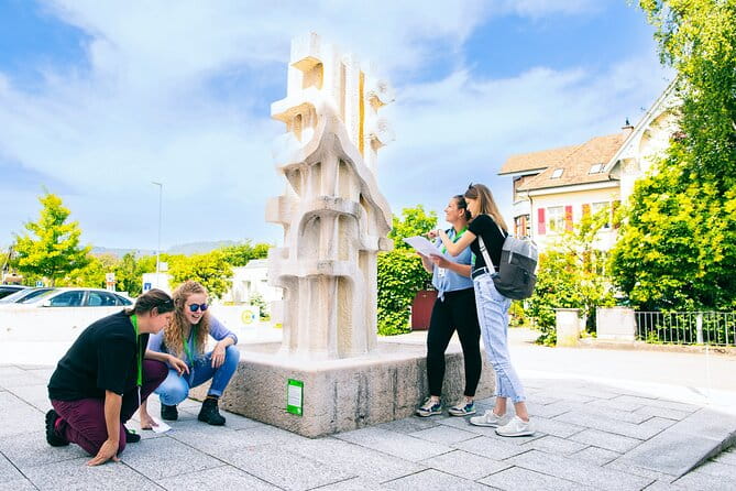 Foxtrail Jurapark in Aargau - Introduction: A Unique Swiss Adventure with a Dinosaur Twist