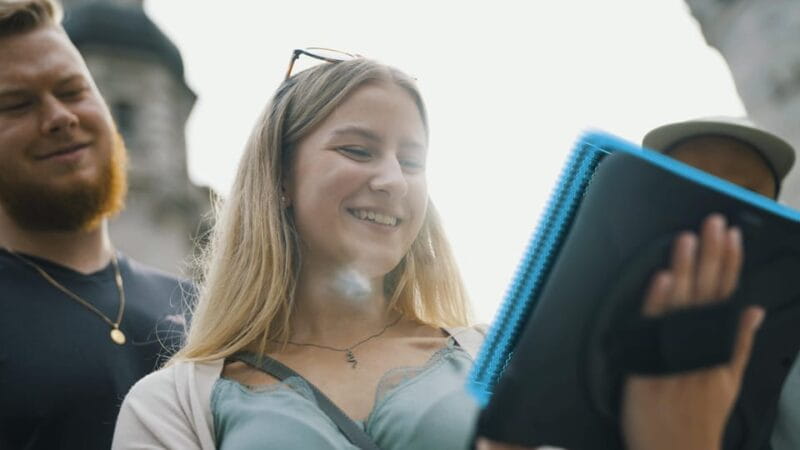 Frankfurt: Criminal hunt at night - Who Should Try This?