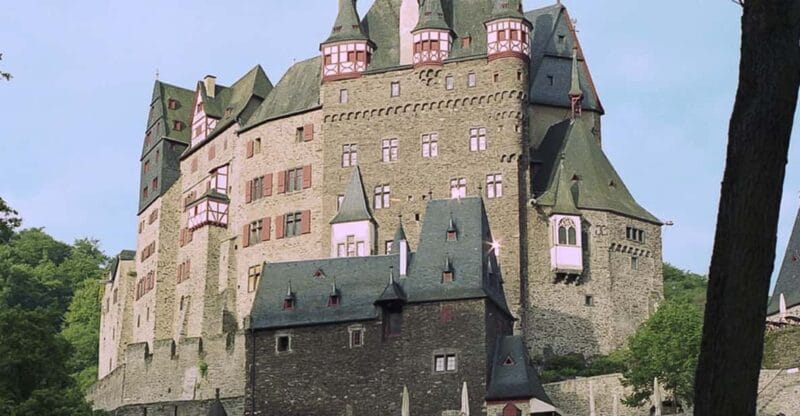 Frankfurt: Day Trip to Eltz Castle - The Value of a Guided Castle Tour