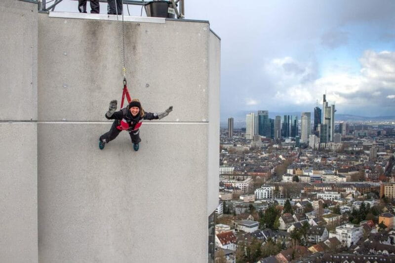 Frankfurt: House Running in Sachsenhausen - The booking process and logistics