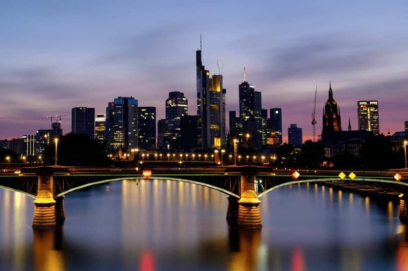 Frankfurt: Lounge Abendfahrt Frankfurt - Key points / Takeaways