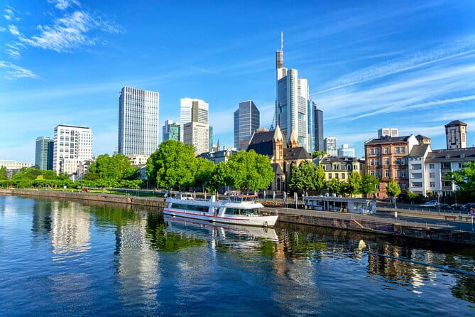 Frankfurt MAIN TOWER with Tickets, Guide and Old Town Tour - Key points / Takeaways