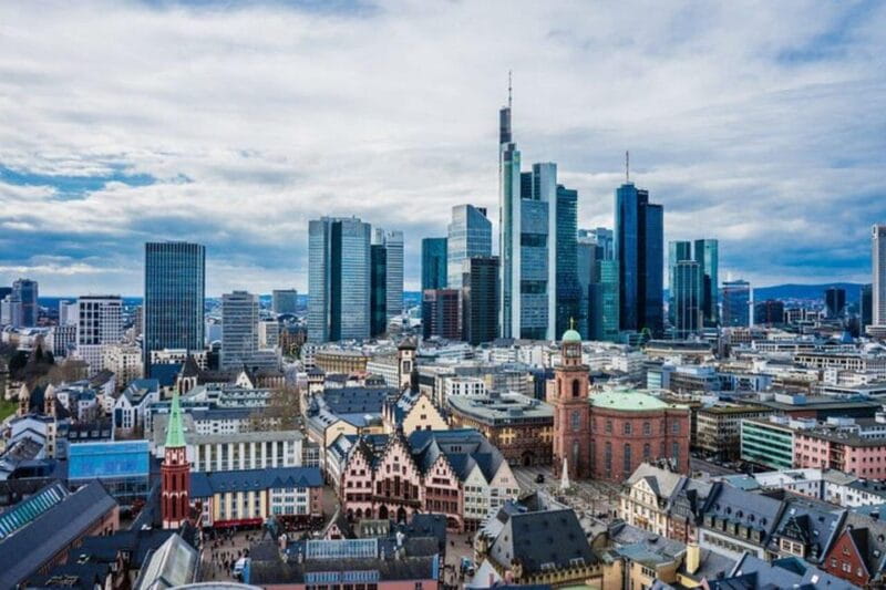 Frankfurt: Must-See Attractions Walking Tour with a Guide - Key points / Takeaways