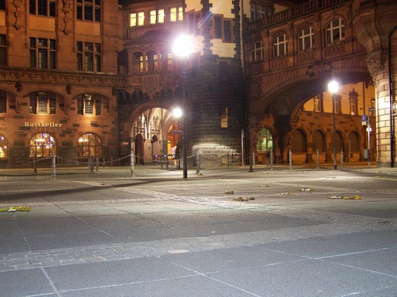 Frankfurt: Old Town Horror Stories Walking Tour in German - Frankfurt: Old Town Horror Stories Walking Tour in German — A Spooky Spin on History