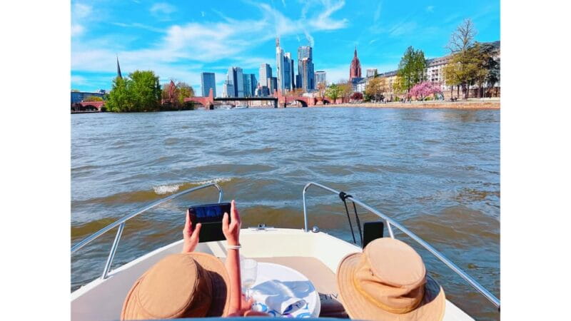 Frankfurt: Private Skyline Sightseeing Boat Tour - Key Points / Takeaways