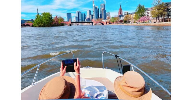 Frankfurt: Private Skyline Sightseeing Boat Tour - What Makes This Tour Special?
