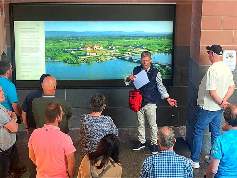 Frankfurt: Walking tour in Russian in private - just for you and your friends - Exploring Frankfurt’s Old Town and Beyond