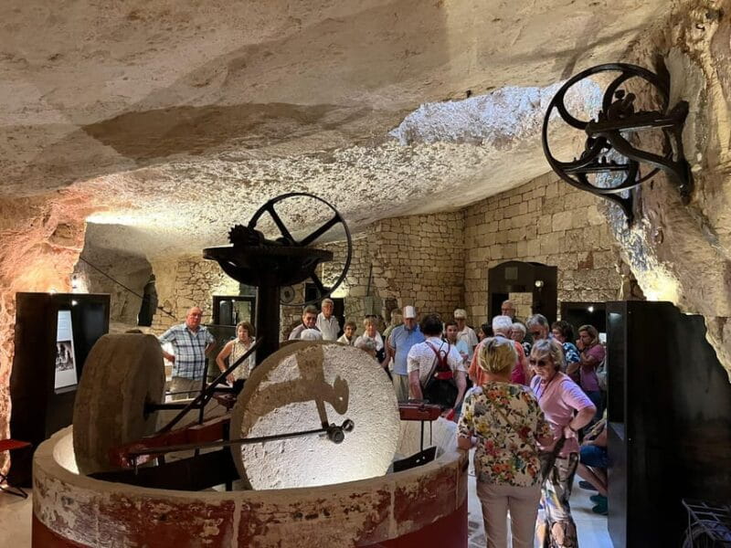 Frantoio Rosso Ipogeo Martina Franca: visit to the medieval oil mill - FAQ