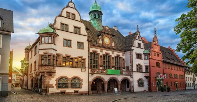 Freiburg: Exciting City Tour with sightseeing and history - The Heart of Freiburg: Münsterplatz and the Münster