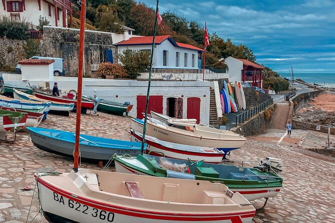 French Basque Country Private Day Tour in an VW Combi - Visiting Sare, Ainhoa, and Espelette