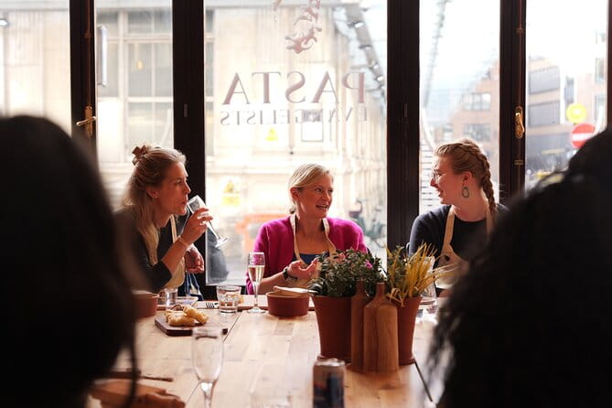 Fresh Pasta Making & Unlimited Prosecco in London - Exploring the Pasta Academys London Experience