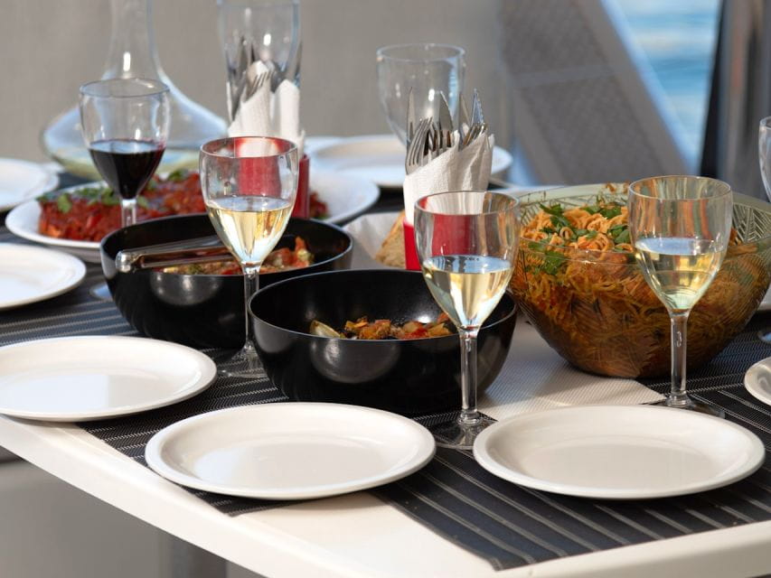 From Agios Nikolaos: Mirabello Bay Afternoon Cruise & Meal - Delectable Mediterranean Cuisine