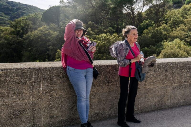 From Aix-en-Provence: Provence Region Tour with Wine Tasting - The Finale: Wine Tasting in Châteauneuf-du-Pape