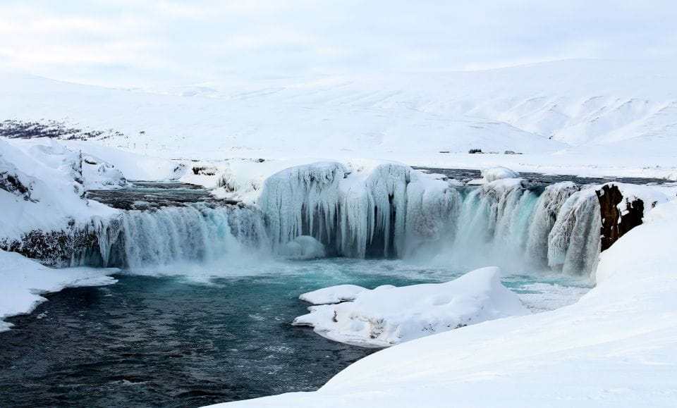 From Akureyri: Private Tour to Goðafoss Waterfall - Key Points