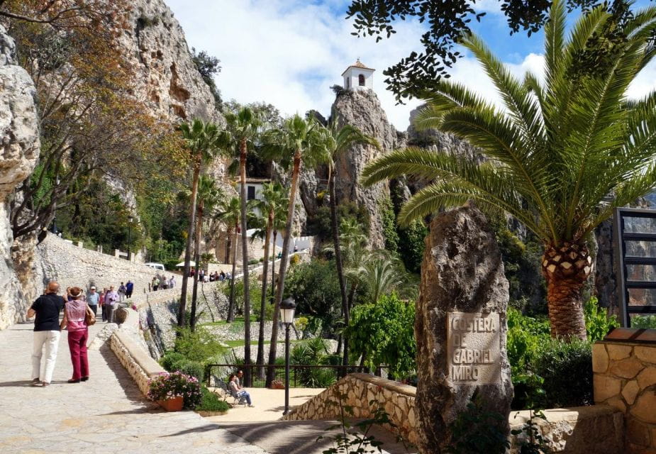 From Albir, Altea, Benidorm & Calpe: Guadalest & Algar Tour - Main Stops
