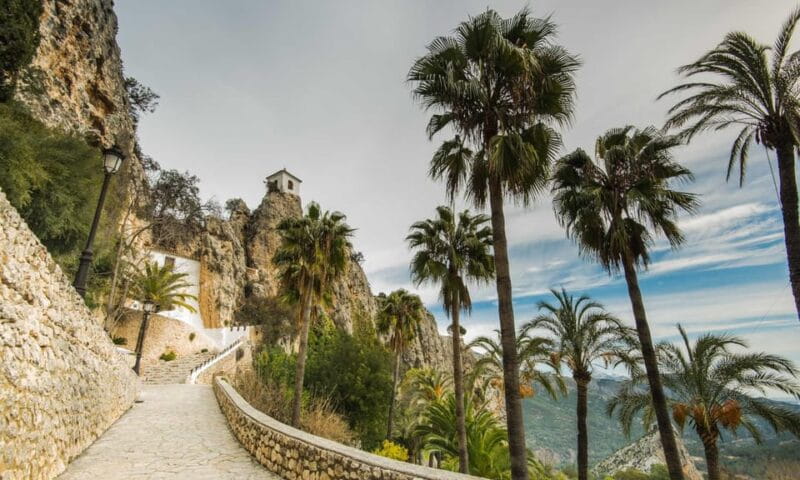 From Alicante: Guadalest, Altea & ticket in Algar Waterfalls - Exploring the Itinerary in Detail