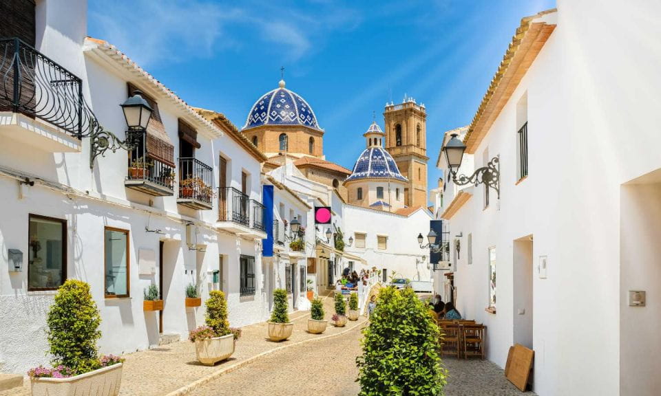 From Alicante: Guadalest and Altea Day Trip - Guided Tour of Guadalest